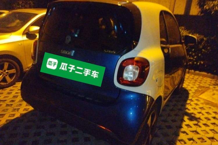 Used  fortwo 2018 1.0L 52kW Hardtop Passion Edition China V Standard
