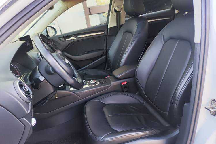 Used Audi A3 2015 Sportback 35 TFSI Millionth Anniversary Intelligent Leading Model
