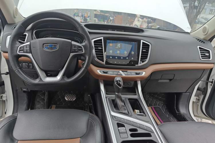 Used Geely Auto Vision X6 2018 1.4T CVT 4G Connected Luxury Version
