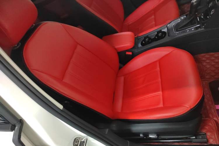 Used Volkswagen Lamando 2019 230TSI DSG Fashion Edition China VI