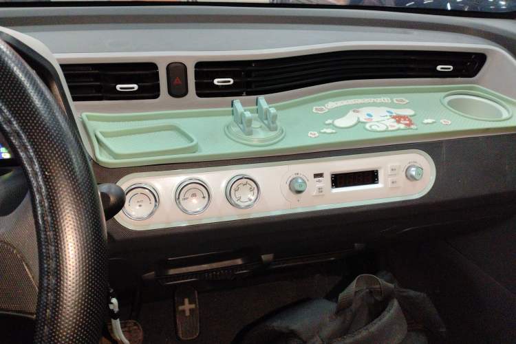 Used Wuling Hongguang MINIEV 2022 Macaron Premium Model – Lithium Iron Phosphate
