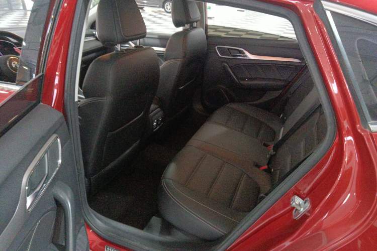 Used MG 6 2017 20T Automatic Luxury Smart Connect Version China V Standard