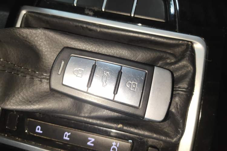 Used Sinotruk VGV U70 2020 1.5T Automatic Smart Enjoyment Elite Navigation Version 7 Seats
