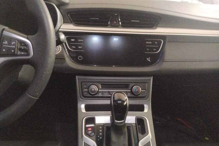 Used Geely Auto Emgrand 2018 1.5L CVT Upward Connect Edition
