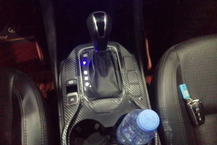 Used Hyundai Santa Fe 2013 2.4L Automatic Two-Wheel Drive Smart Version
