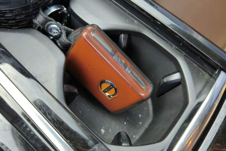 Used Volvo S90 New Energy 2022 T8 eDrive Hybrid Luxury Edition
