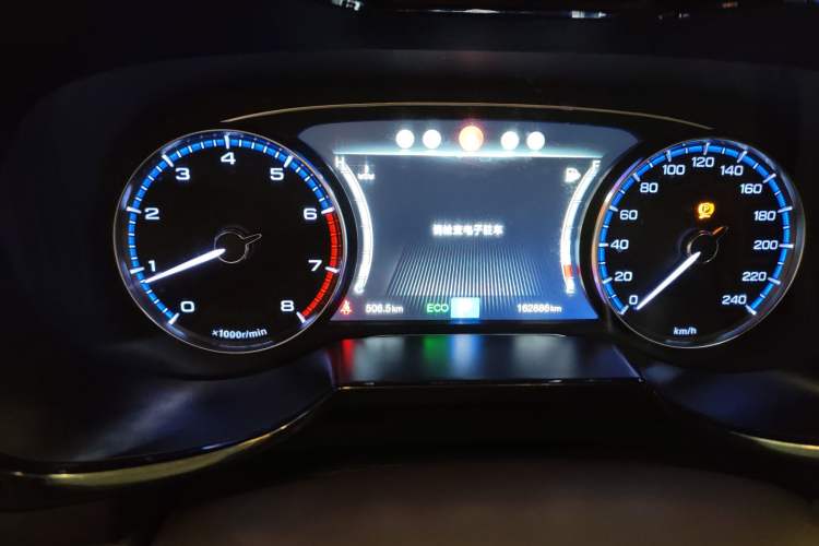 Used GAC Trumpchi GS8 2017 320T Two-Wheel Drive Luxury Smart Connectivity Version (7 Seats)