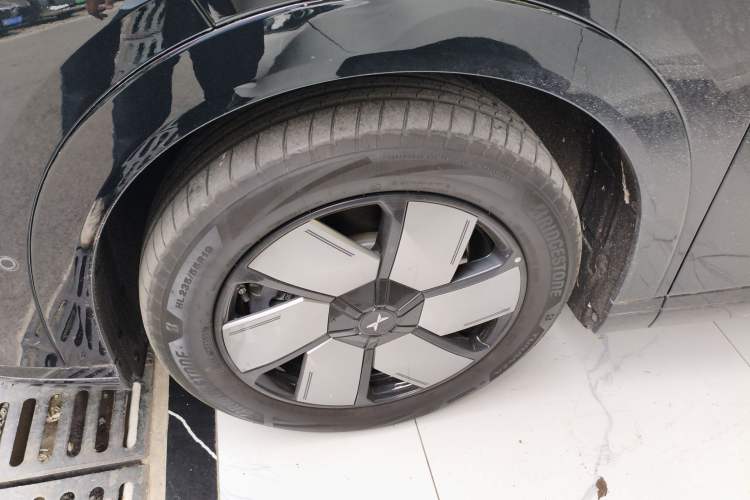 Used XPeng X9 2024 702 Ultra-Long Range Pro
