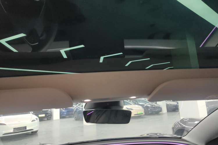 Used Tesla Model 3 2023 Long-Range All-Wheel-Drive Version
