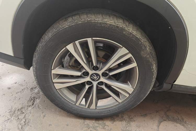 Used BYD Song Pro 2019 1.5T Automatic Elite Edition
