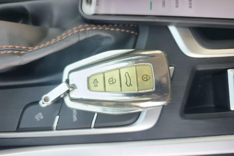 Used Geely Auto Vision X6 2020 1.4T CVT Luxury Edition