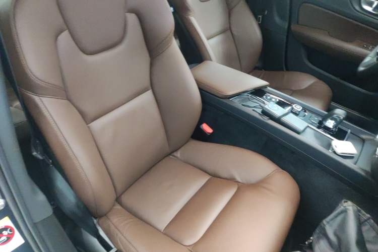 Used Volvo S60 2023 B4 Zhiyi Luxury Edition