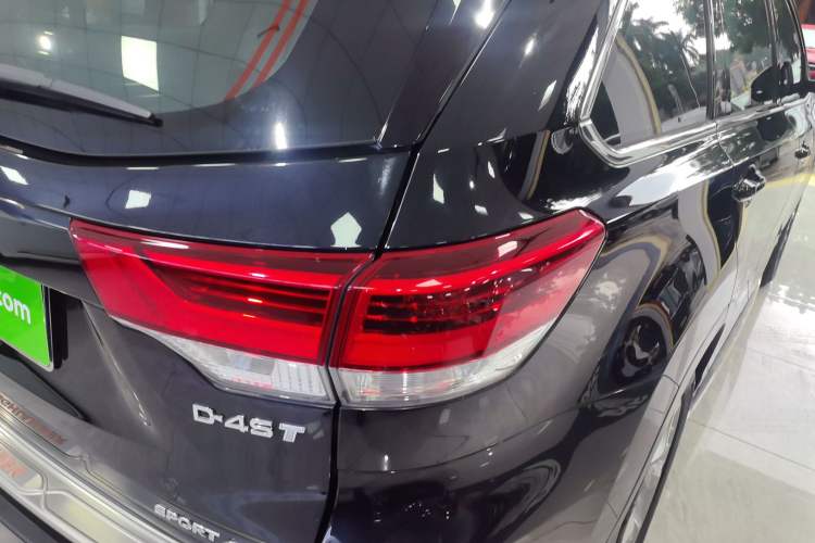 Used Toyota Highlander 2018 2.0T Four-Wheel Drive Prestige Version 7 Seats China VI Standard