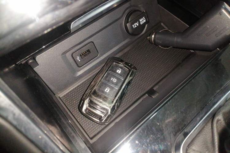 Used Changan CS75 2021 Honor Million Edition 280T DCT Luxury Model
