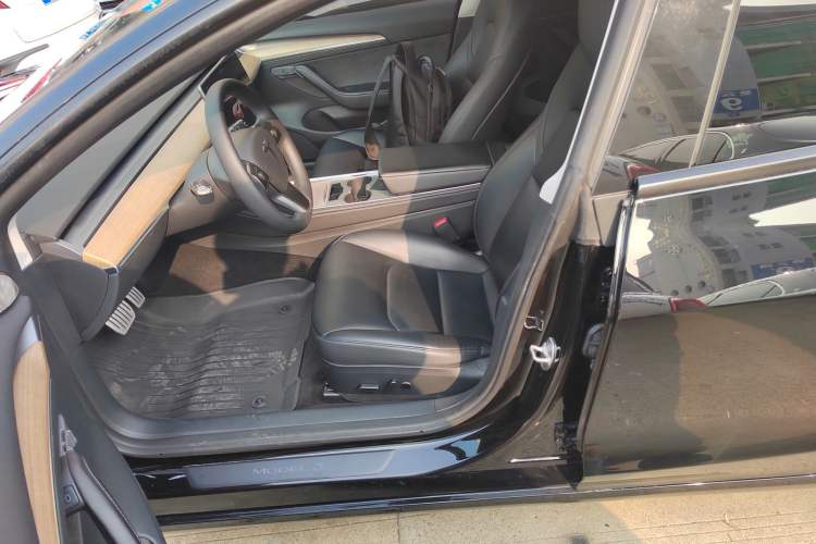 Used Tesla Model 3 2022 Performance High-Performance All-Wheel-Drive Version
