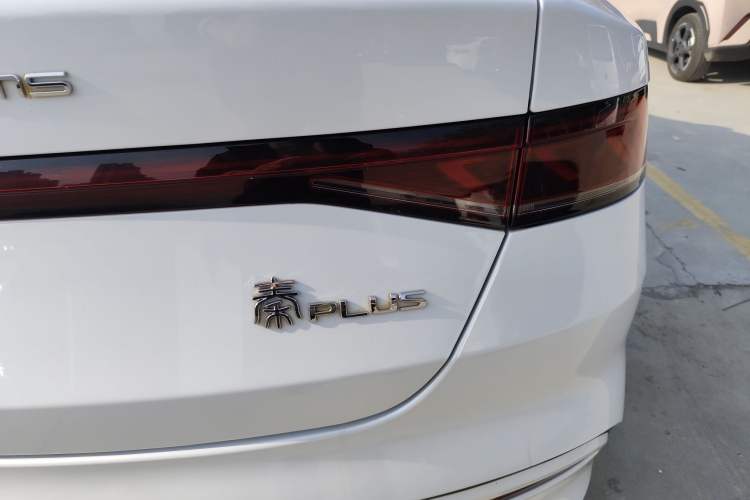 Used BYD Qin PLUS 2023 Champion Edition DM-i 55KM Leading Model
