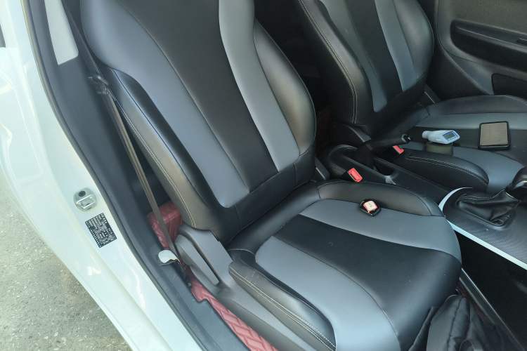 Used Roewe Clever 2022 311km QiQi BoBo Edition