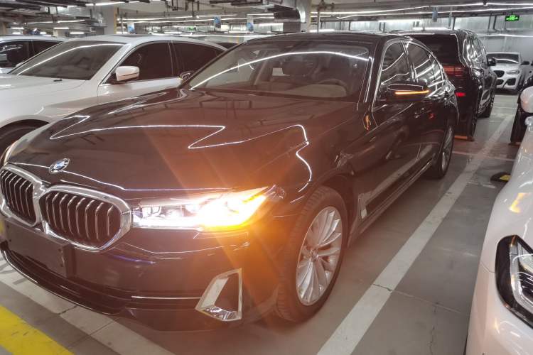 Used BMW 5 Series 2022 Second Facelift 525Li Luxury Package
