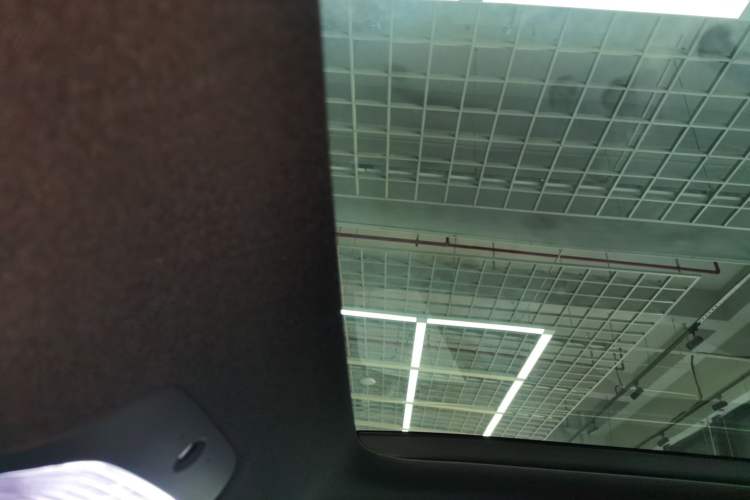 Used VOYAH FREE 2025 318 259 km All-Wheel-Drive Exploration Edition