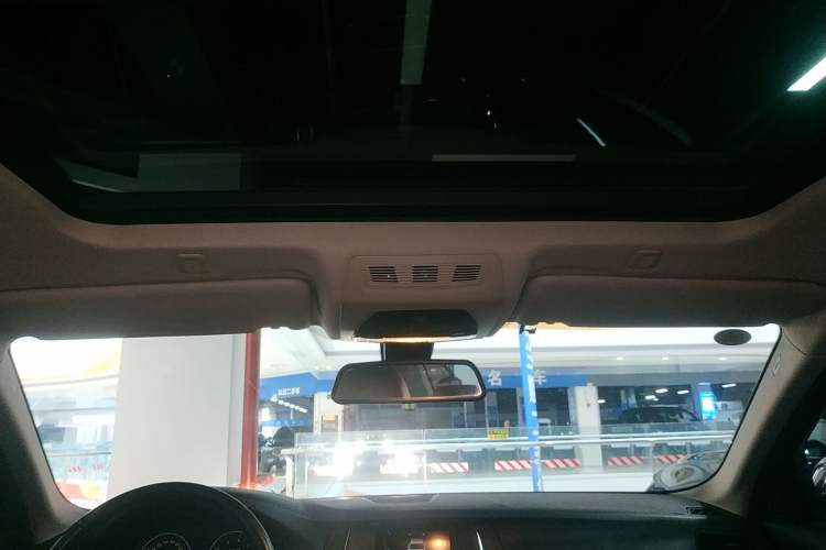 Used BMW 5 Series 2014 520i Elegant Edition
