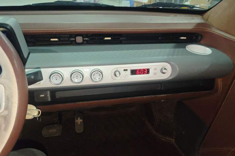 Used Wuling Hongguang MINIEV 2022 GAMEBOY 300km Enthusiast Model with Lithium Iron Phosphate