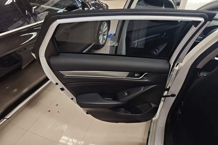 Used Honda Accord 2018 260TURBO Luxury Edition China V Emission Standard
