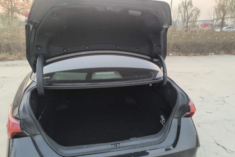 Used Toyota Avalon 2019 2.0L Luxury Edition China VI Standard
