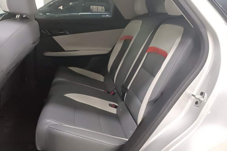 Used MG 4 EV 2023 415 km Range Sea-Faring Champion Edition
