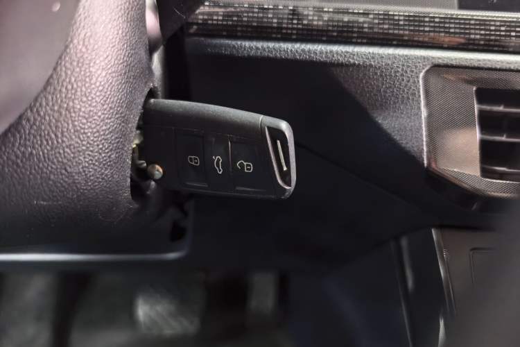 Used Volkswagen Lavida 2023 New Rui 1.5L Automatic New Yi Edition
