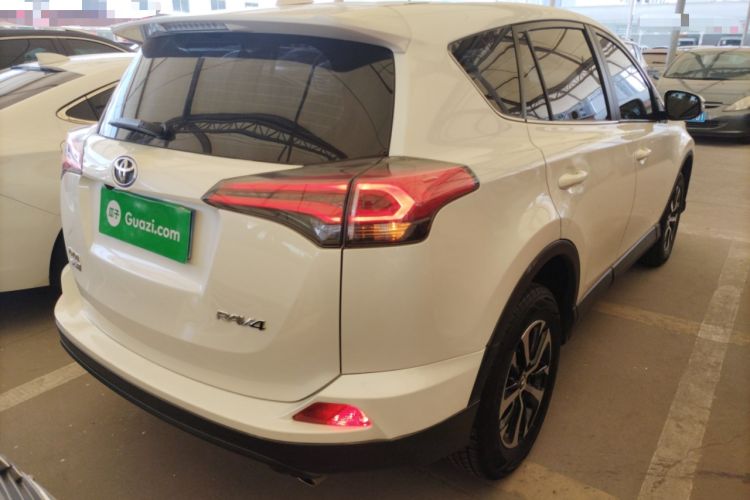 Used Toyota RAV4 2019 2.0L CVT Two-Wheel Drive Pioneer Edition China V Standard
