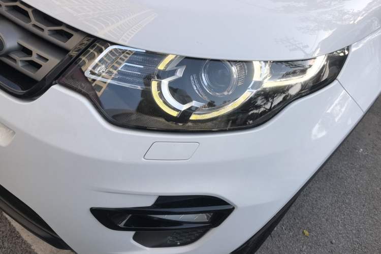 Used Land Rover Discovery Sport 2019 240 PS PURE Edition China V Standard
