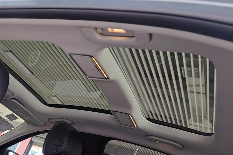 Used Mercedes-Benz C-Class 2017 Facelift C 200 L Sport Edition
