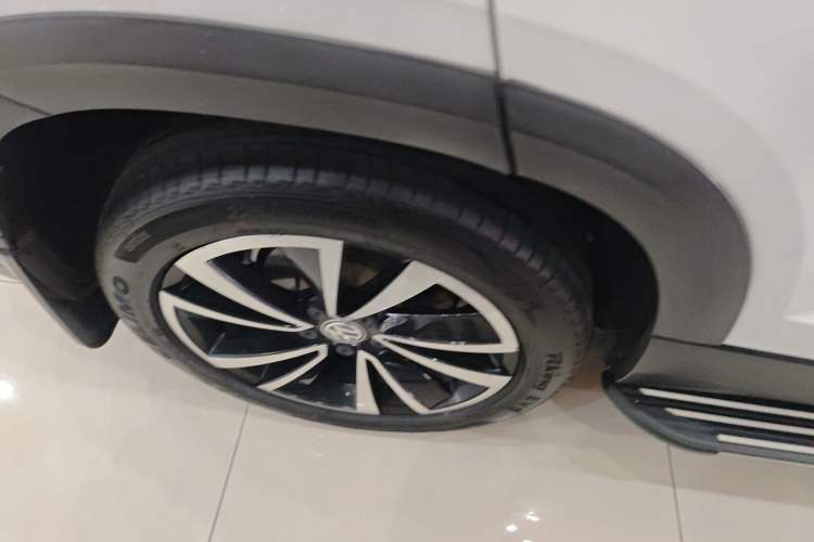 Used Volkswagen Tharu 2020 280TSI Two-Wheel Drive Luxury Edition China VI Standard