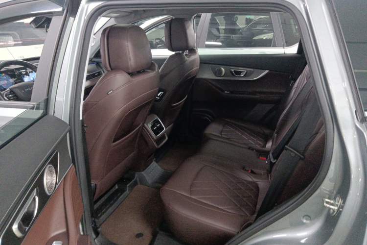 Used Chery Tiggo 8 PLUS 2024 Champion Edition 390TGDI DCT Bold Version 7-Seater