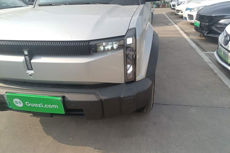 Used  03 2024 401km Two-Wheel Drive Standard Advanced Version