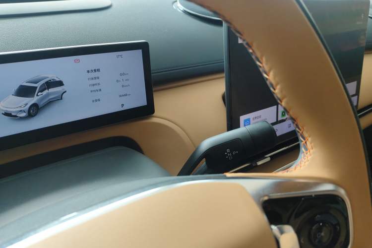 Used  Galaxy Xingjian 7 EM-i 2025 120km Exploration+ Version
