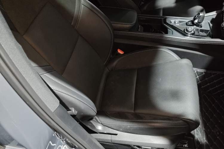 Used Lynk & Co 02 2021 2.0TD Automatic Two-Wheel Drive "Jin" Champion Edition
