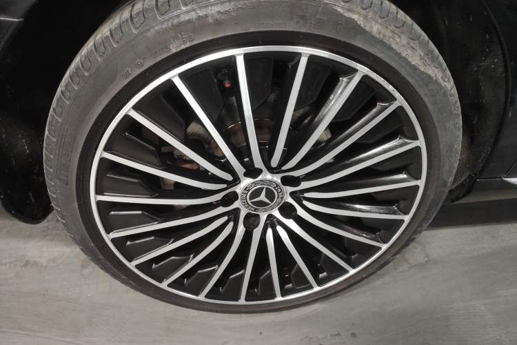 Used Mercedes-Benz E-Class 2016 E 300 L Stylish Model