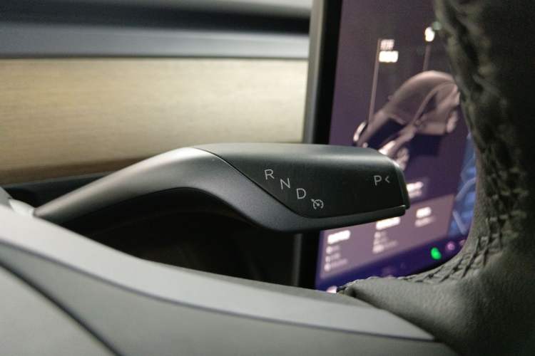 Used Tesla Model Y 2021 Standard Range Rear-Wheel Drive Version
