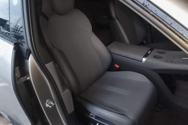 Used  YU7 2025 Ultra-Long Range Rear-Wheel Drive Version
