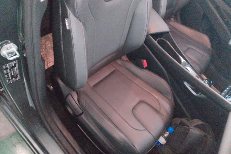 Used Hyundai Elantra 2023 1.5L CVT LUX Prestige Edition