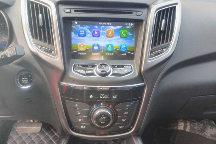 Used Changan CS75 2015 1.8T Automatic 4x4 Prestige Model China IV Standard