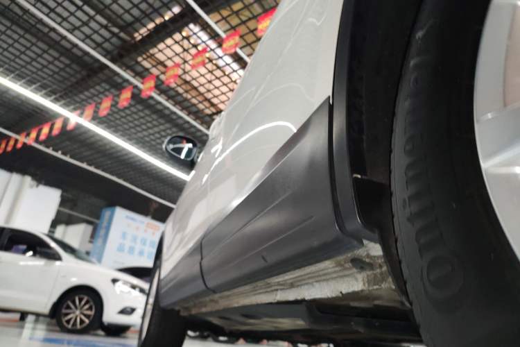 Used Volkswagen Tiguan 2017 300TSI Automatic Two-Wheel Drive Silk Road Luxury Edition
