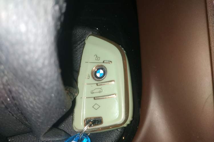 Used BMW X1 2016 sDrive18Li Luxury Model
