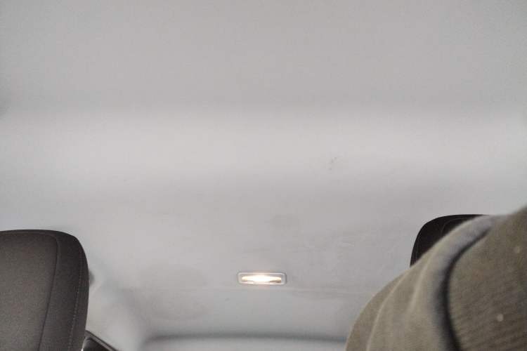 Used  Renegade 2018 Connected Large Screen Version 180T Automatic Kinetic Edition+