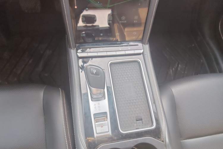 Used Venucia Star 2020 260T Automatic 48V Mild Hybrid Turbocharged Star Edition
