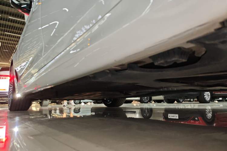 Used BMW 5 Series 2018 530Li Leading Model M Sport Package
