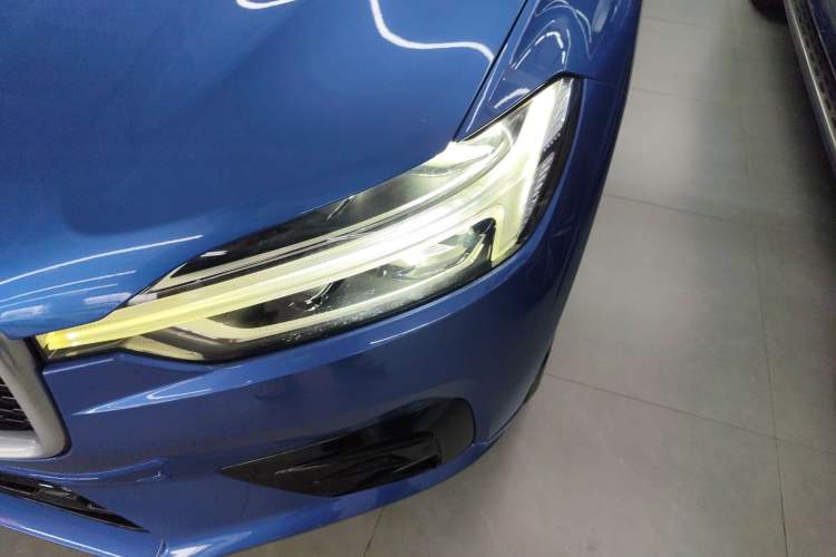 Used Volvo XC60 2019 T5 4x4 Zhiyuan Sport Edition China V Standard
