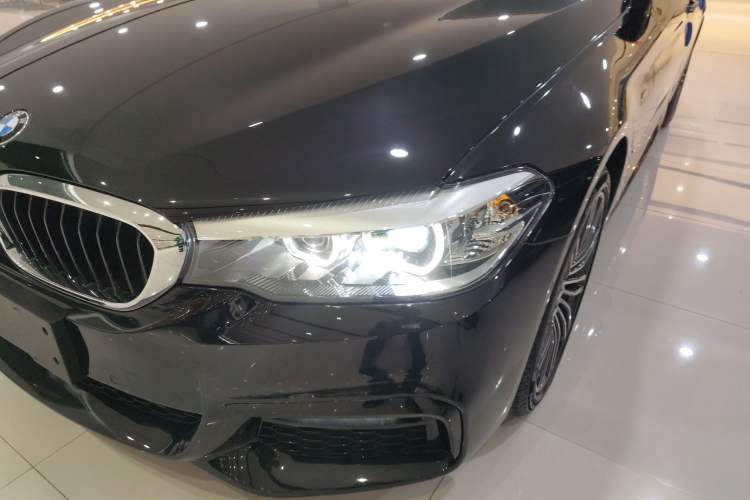 Used BMW 5 Series 2018 Restyled 530Li Leading Edition M Sport Package