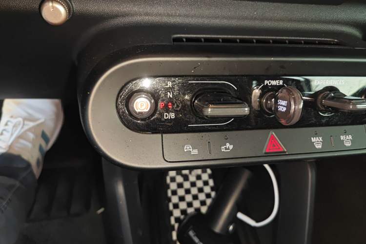 Used  Electric MINI COOPER 2024 452km COOPER SE Racing Driver
